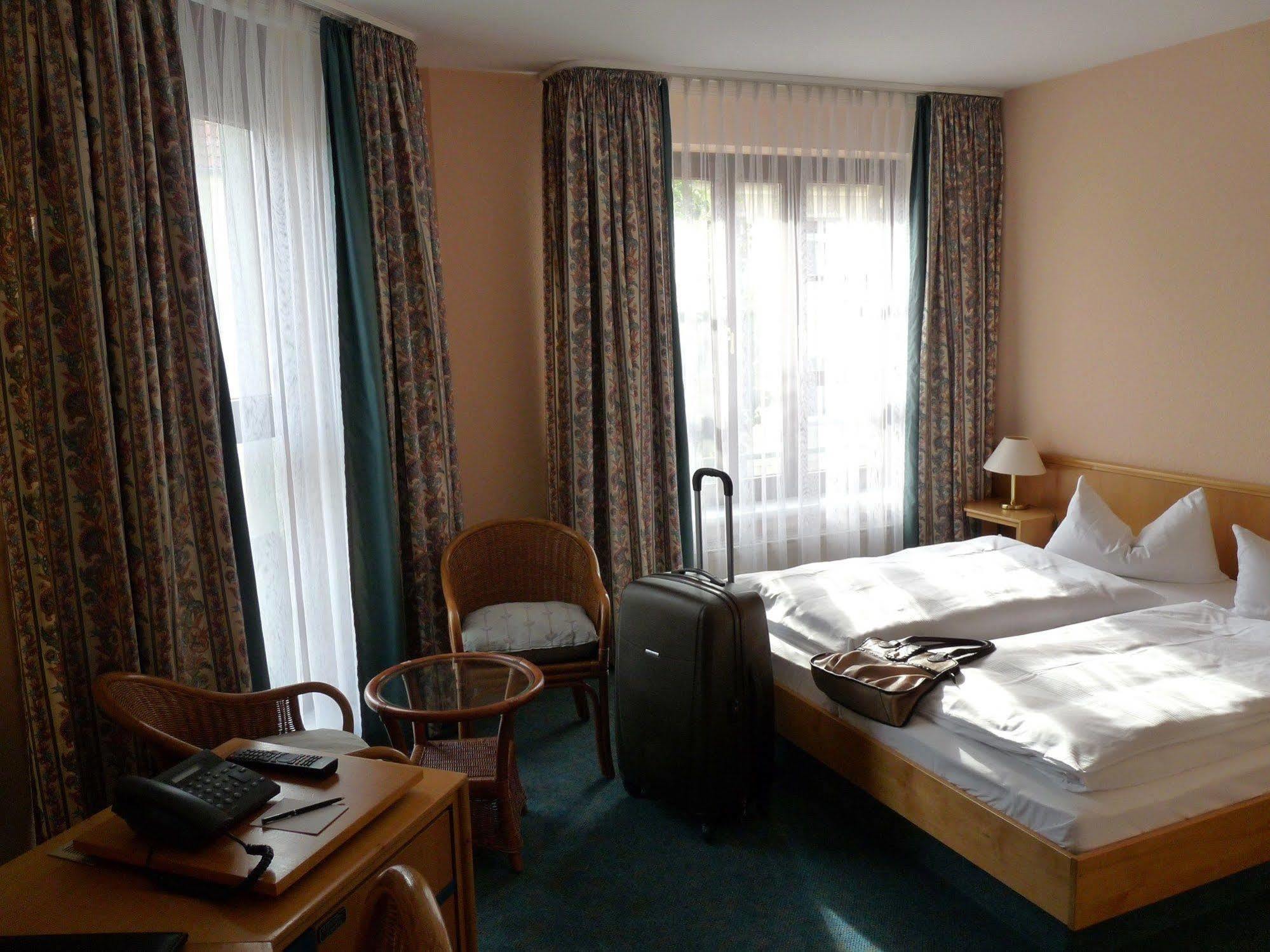 Hotel Garni "Zum Eichwerder" Templin Eksteriør bilde