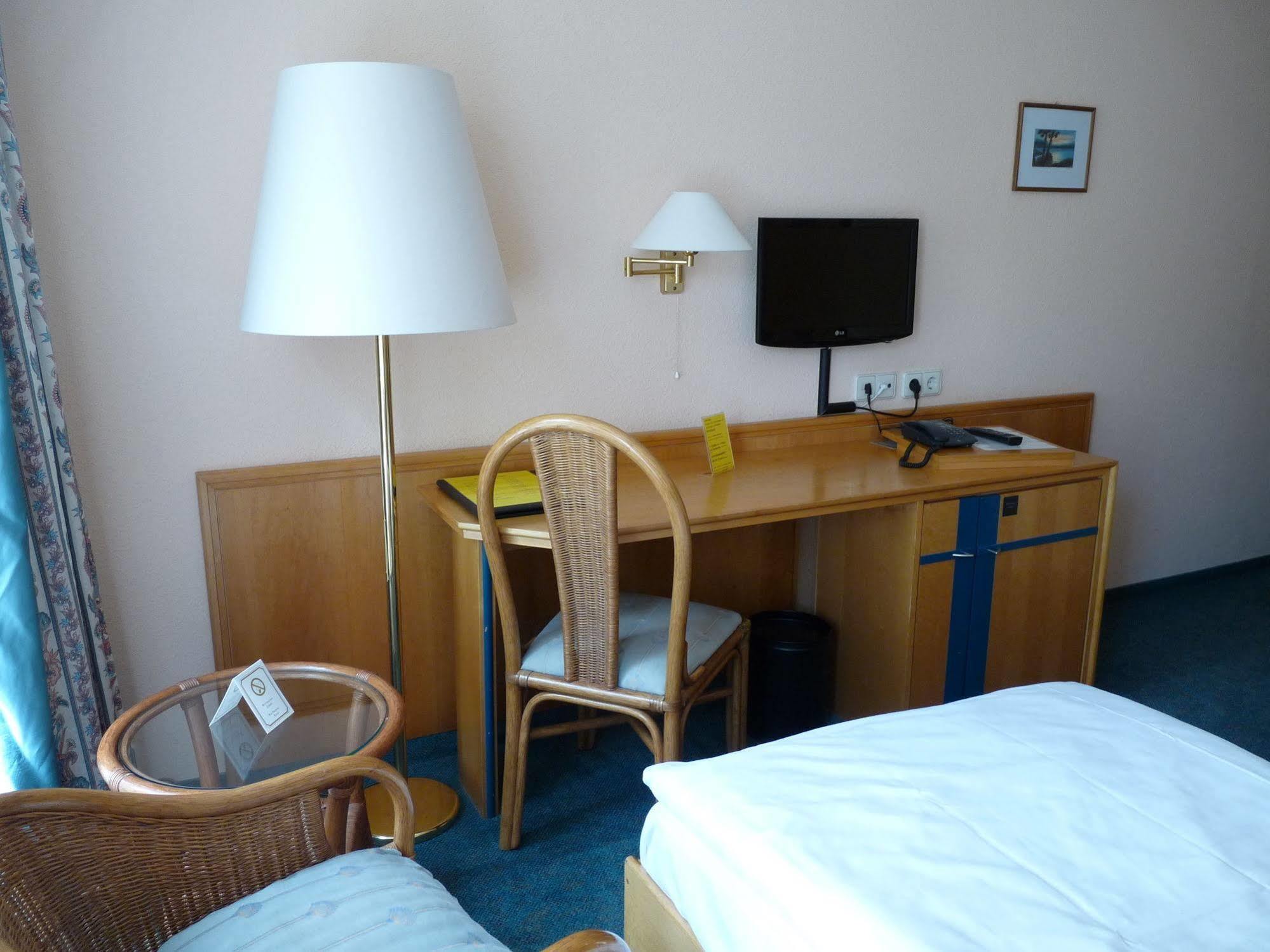 Hotel Garni "Zum Eichwerder" Templin Eksteriør bilde